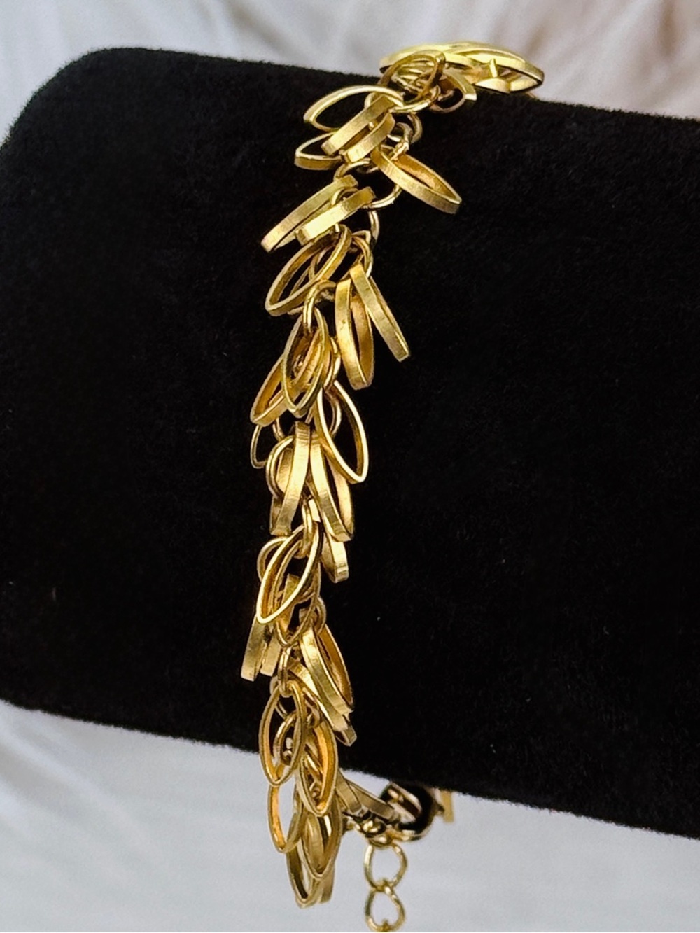 Vintage brushed goldtone delicate vintage bracelet